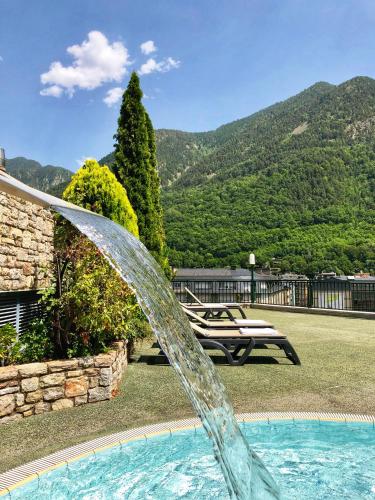 בריכת שחיה, Andorra Palace in אנדורה לה ולה בריכת שחיה, Andorra Palace in אנדורה לה ולה