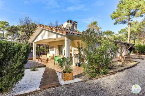 Biscarrosse villa avec piscine 10 personnes in Biscarrosse Lakeside Biscarrosse villa avec piscine 10 personnes in Biscarrosse Lakeside