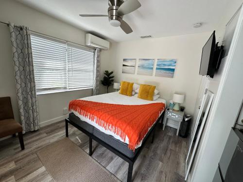 The Agustin Guesthouse - Men Only Clothing Optional in Wilton Manors The Agustin Guesthouse - Men Only Clothing Optional in Wilton Manors
