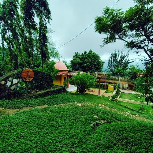 Surrounding environment, Bulbul Farm Retreat in Tansen Surrounding environment, Bulbul Farm Retreat in Tansen