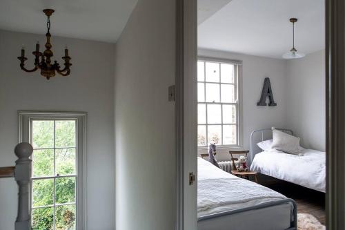 Trinity Square Georgian Townhouse