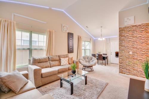 4 Mi to HPU Pet-Friendly Home with Yard! in High Point (NC) 4 Mi to HPU Pet-Friendly Home with Yard! in High Point (NC)