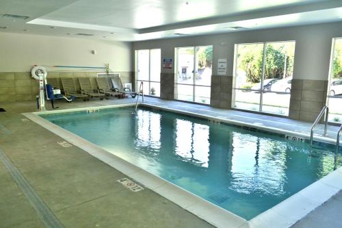 MainStay Suites Gatlinburg Downtown Area in 蓋林柏格 (TN) MainStay Suites Gatlinburg Downtown Area in 蓋林柏格 (TN)