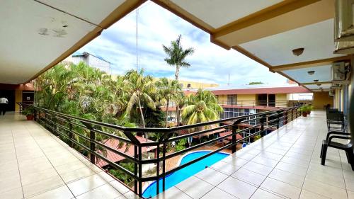 Gran Hotel Paris in La Ceiba Gran Hotel Paris in La Ceiba