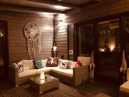 Jej i Jego - Eleganckie domki z balią na wyłączność (Jej i Jego - Eleganckie domki z balia na wylacznosc) in Niewiesze Jej i Jego - Eleganckie domki z balią na wyłączność (Jej i Jego - Eleganckie domki z balia na wylacznosc) in Niewiesze