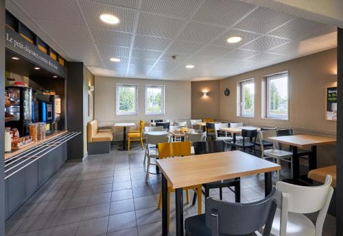 Eten en drinken, B&B HOTEL Caen Memorial near Caen-Carpiquet Airport Eten en drinken, B&B HOTEL Caen Memorial near Caen-Carpiquet Airport