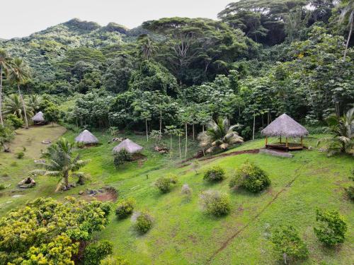 Fare Hau Camp in Tahaa Fare Hau Camp in Tahaa