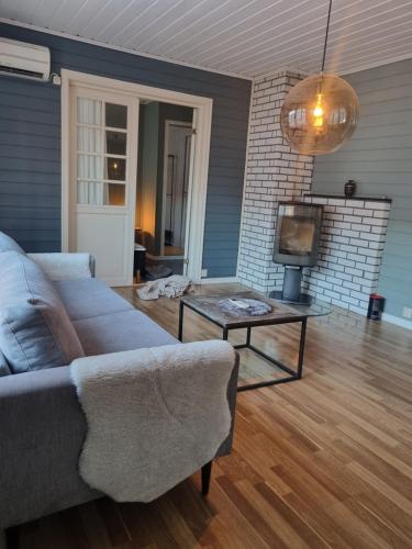 Stor leilighet med 4 senger sentralt i Førde in Forde Stor leilighet med 4 senger sentralt i Førde in Forde