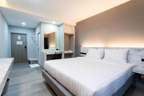 S3 Rayong Hotel near Laem Charoen Beach S3 Rayong Hotel near Laem Charoen Beach