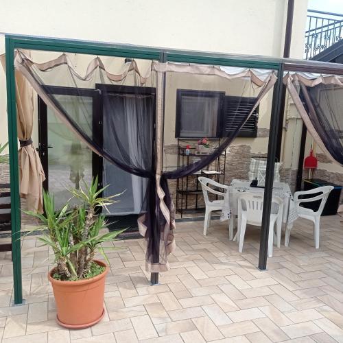villa verde bed and breakfast in Uggiate Trevano villa verde bed and breakfast in Uggiate Trevano