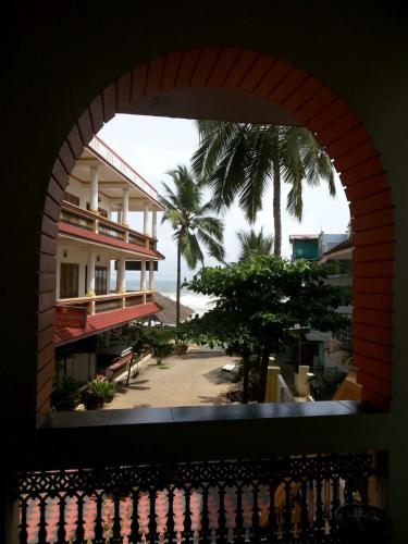 Beach Flora Inn Hotel in Kovalam Beach Flora Inn Hotel in Kovalam