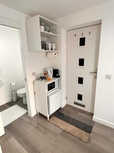 En-suite Room with Independent Entrance. in Danderhall En-suite Room with Independent Entrance. in Danderhall