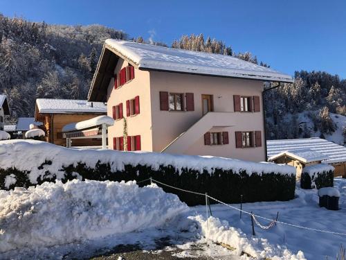 Entrance, Perfect Mountain Condo - 4 Valleys - Swiss Alps in Clebes Entrance, Perfect Mountain Condo - 4 Valleys - Swiss Alps in Clebes