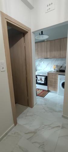 City Hall studio apartment in 아기오이 아나르기로이 City Hall studio apartment in 아기오이 아나르기로이