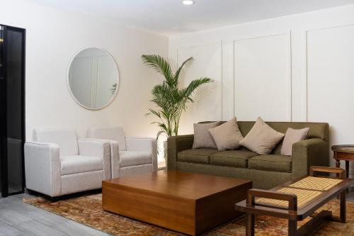 ロビー, Cardedeu Suites in サン サルバドル ロビー, Cardedeu Suites in サン サルバドル