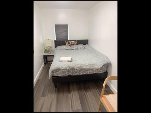 Stylist bedroom central of Baltimore in Fells Point Stylist bedroom central of Baltimore in Fells Point