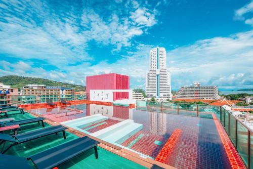 スリープ ウィズ ミー ホテル デザイン ホテル アット パトン (Sleep with Me Hotel Design Hotel at Patong) in プーケット スリープ ウィズ ミー ホテル デザイン ホテル アット パトン (Sleep with Me Hotel Design Hotel at Patong) in プーケット