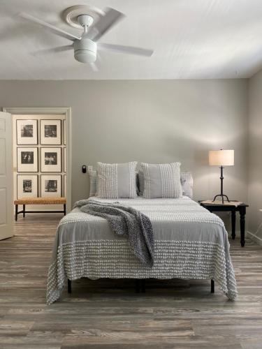 2 BR Loft - Walk to Cafes-Breweries- Arts & Entertainment District in Glens Falls (NY) 2 BR Loft - Walk to Cafes-Breweries- Arts & Entertainment District in Glens Falls (NY)