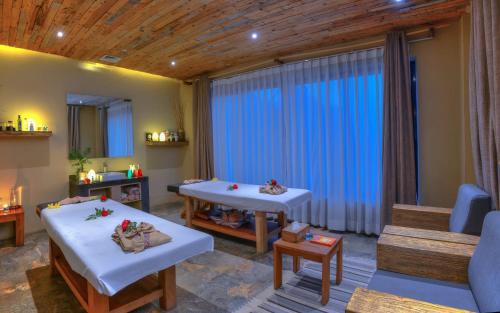 สปา, ซารังโกต เมาน์เท็น ลอดจ์ (Sarangkot Mountain Lodge) in ซารังโกฏ สปา, ซารังโกต เมาน์เท็น ลอดจ์ (Sarangkot Mountain Lodge) in ซารังโกฏ