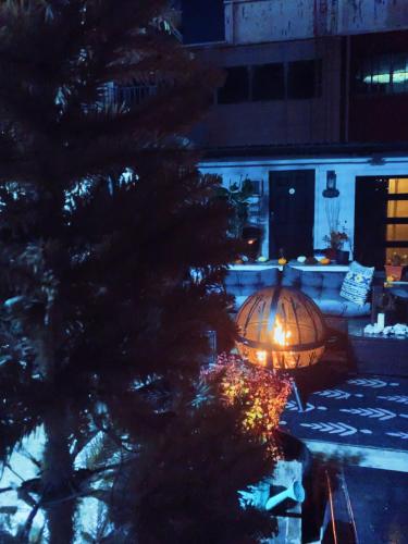 SALE!! Brick City Bungalow 20 mins from NYC!! in Гаррісон SALE!! Brick City Bungalow 20 mins from NYC!! in Гаррісон