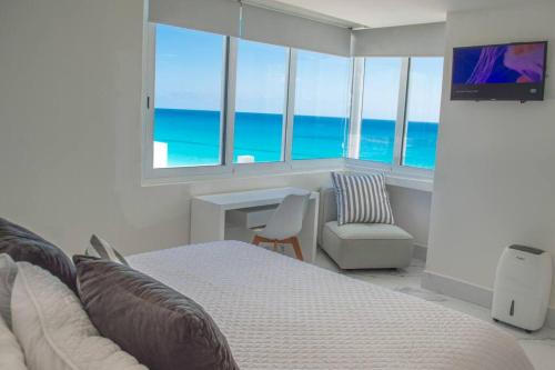 Luxury ocean front apartment, 2 br, beach, gym, spa