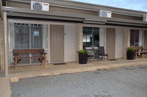 Ulaz, Warwick Motor Inn in Warwick Ulaz, Warwick Motor Inn in Warwick
