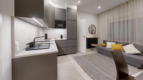 주방, STAY SMART Luxembourg Dudelange Center in 두드란게 주방, STAY SMART Luxembourg Dudelange Center in 두드란게