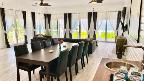 Facilities, Eleuthera Retreat - Private Villa & Cottages on pink sand beachfront in North Palmetto Point Facilities, Eleuthera Retreat - Private Villa & Cottages on pink sand beachfront in North Palmetto Point