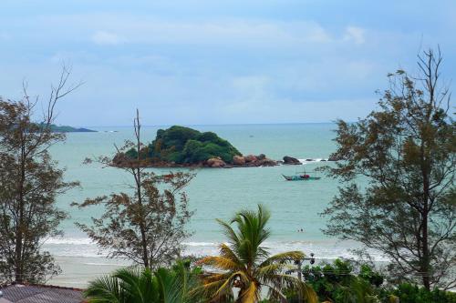 Mzion Hotel Weligama in 웰리가마 Mzion Hotel Weligama in 웰리가마