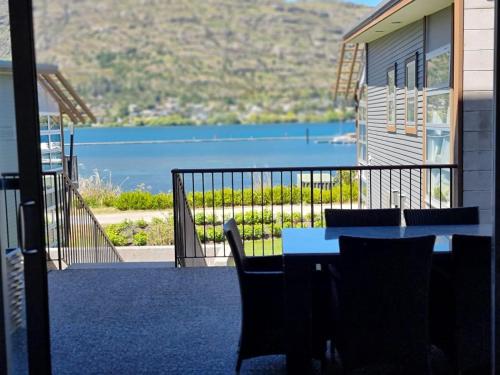 Balcony/terrace, Marina Apartments - Element Escapes Queenstown in Queenstown Balcony/terrace, Marina Apartments - Element Escapes Queenstown in Queenstown