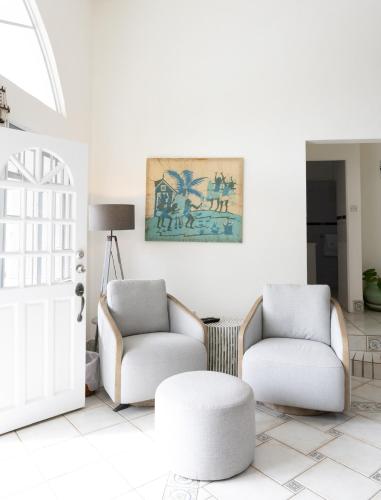 The Date House - Four Bedroom Villa with Private Pool near the beach and Calabash Cove Resort villa in Corinth The Date House - Four Bedroom Villa with Private Pool near the beach and Calabash Cove Resort villa in Corinth