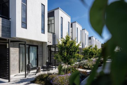 ทัศนียภาพ, The Village Apartments at NZCIS in อัพเปอร์ ฮัท ทัศนียภาพ, The Village Apartments at NZCIS in อัพเปอร์ ฮัท