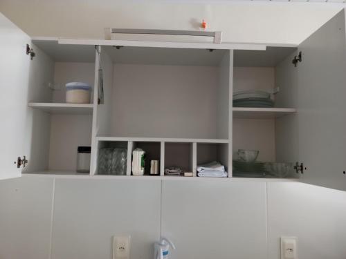 Kitchen, Apartamento mobiliado Largo de Roma, Bonfim, Vila Militar in Penha Kitchen, Apartamento mobiliado Largo de Roma, Bonfim, Vila Militar in Penha