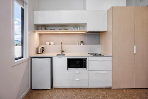 ห้องครัว, The Village Apartments at NZCIS in อัพเปอร์ ฮัท ห้องครัว, The Village Apartments at NZCIS in อัพเปอร์ ฮัท