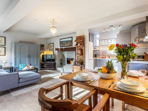 Instalaciones, 1 bed in Beaulieu 53042 in Beaulieu Instalaciones, 1 bed in Beaulieu 53042 in Beaulieu