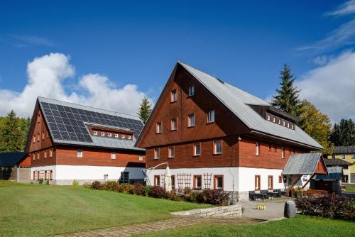 Exterior view, Horsky Hotel Skiland in Ostruzna Exterior view, Horsky Hotel Skiland in Ostruzna