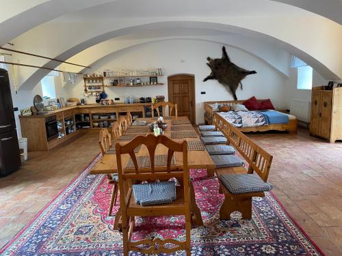 Medieval Cottage Šumava (Medieval Cottage Sumava) in นีร์สโก Medieval Cottage Šumava (Medieval Cottage Sumava) in นีร์สโก
