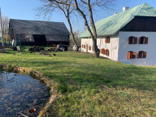 Medieval Cottage Šumava (Medieval Cottage Sumava) in นีร์สโก Medieval Cottage Šumava (Medieval Cottage Sumava) in นีร์สโก