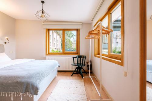 Facilities, House with Garden and Bosphorus View in Kuzguncuk in İstanbul Facilities, House with Garden and Bosphorus View in Kuzguncuk in İstanbul