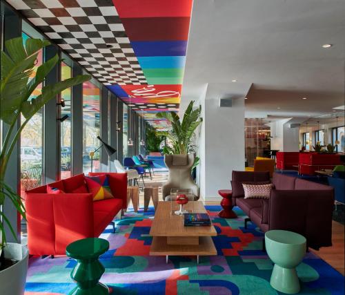 Lobby, citizenM Rome Isola Tiberina in Pantheon Lobby, citizenM Rome Isola Tiberina in Pantheon