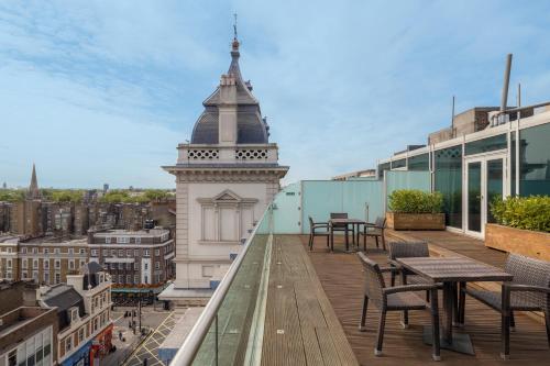 Balcony/terrace, Hilton Paddington Hotel in London Balcony/terrace, Hilton Paddington Hotel in London