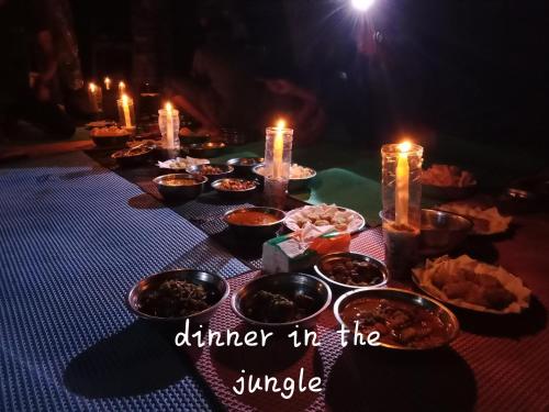 JUNGLE LIFE GUEST HOUSE - Trekking & Transport Only Book With Us in Bukit Lawang JUNGLE LIFE GUEST HOUSE - Trekking & Transport Only Book With Us in Bukit Lawang