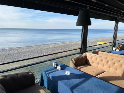 Εστιατόριο, KENT hotel & Restaurant KENT beach in Κομπουλέτι Εστιατόριο, KENT hotel & Restaurant KENT beach in Κομπουλέτι