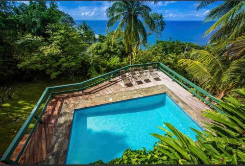Amazing mountain top villa in Marigot Bay Amazing mountain top villa in Marigot Bay