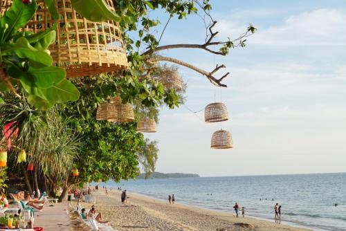 Beach, Beach Bungalow at Lanta Resort in Koh Lanta Beach, Beach Bungalow at Lanta Resort in Koh Lanta