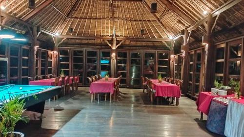 Buitenkant, Naya Gawana Resort & Spa in Menjangan Buitenkant, Naya Gawana Resort & Spa in Menjangan