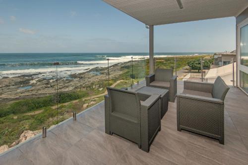 Absolute Ocean Boutique Guest House in Hermanus Absolute Ocean Boutique Guest House in Hermanus