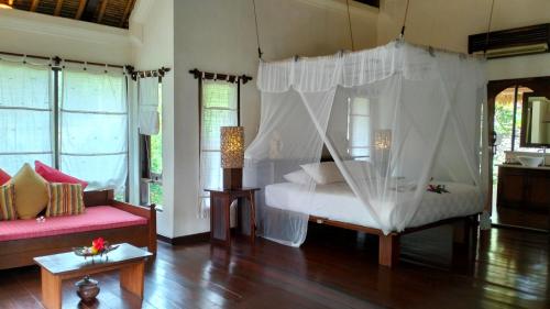 Naya Gawana Resort & Spa in Menjangan Naya Gawana Resort & Spa in Menjangan