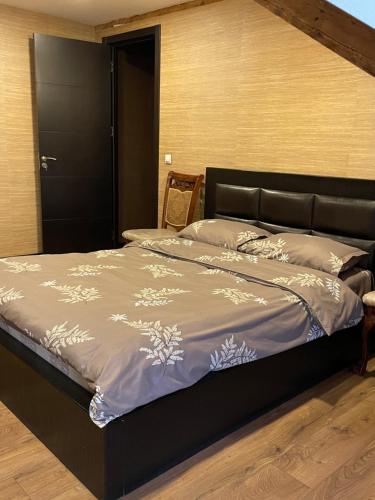 Beautiful Apartment on Atoneli