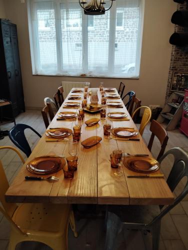 La cabane des pêcheurs (La cabane des pecheurs) in Falaise La cabane des pêcheurs (La cabane des pecheurs) in Falaise